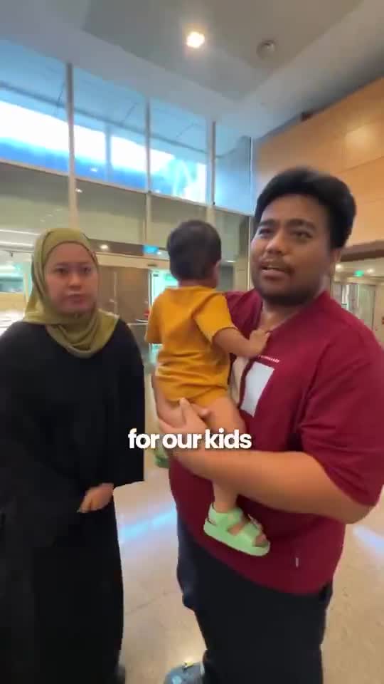 A growing family, upgraded from a 4-room to a 5-room